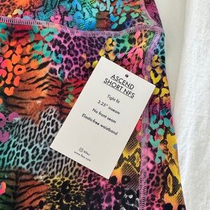 Ascend Short 3.25" - No Front Seam - Higher Rise, Medium